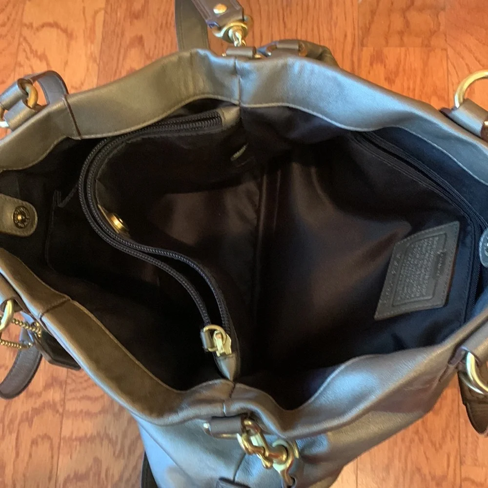 Metallic Coach purse - Picture 5 of 5